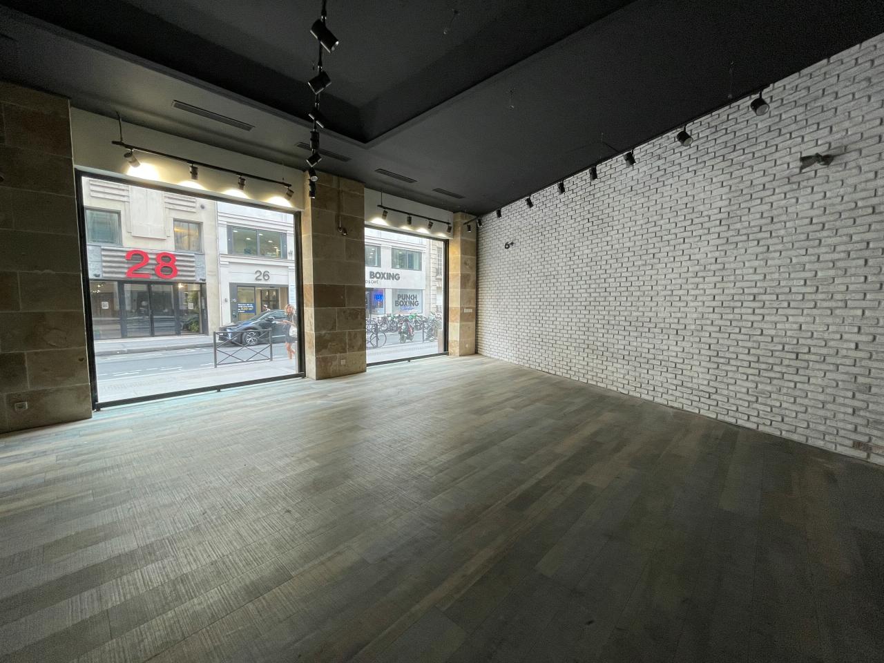 Commerce Paris 197m² Location commerce Paris OLCOM2534231 0
